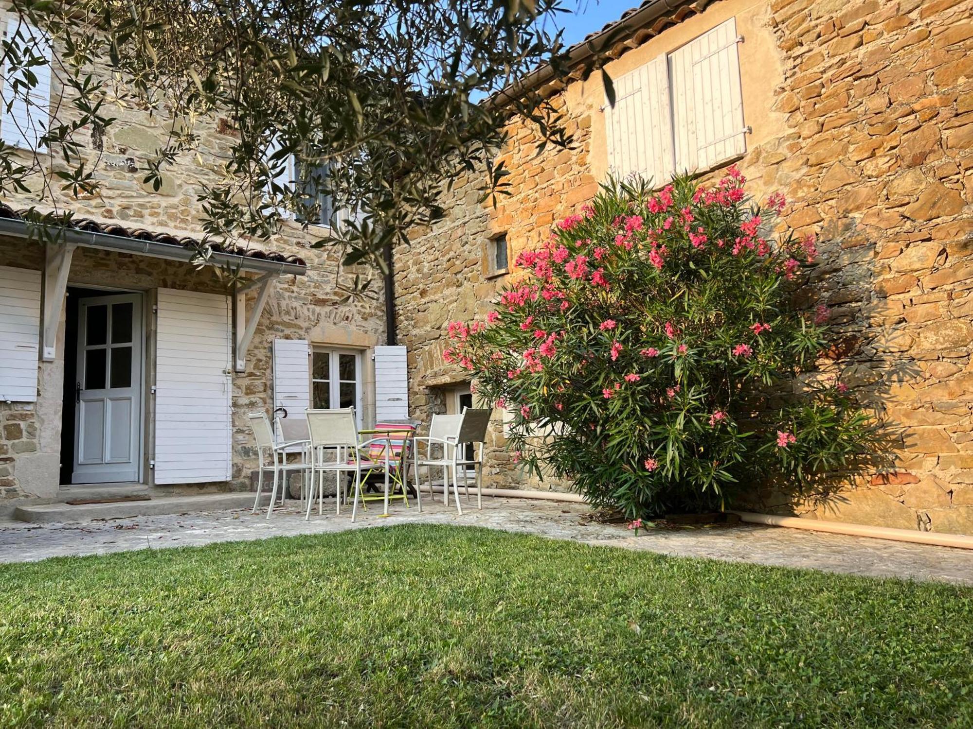 Mas Redortier Bed & Breakfast Soyans ภายนอก รูปภาพ